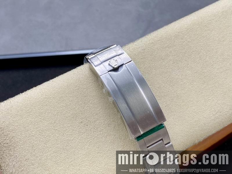 Rolex 40mm 093011