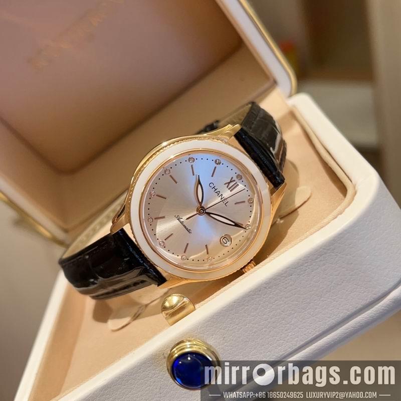 Chanel 33mm 022484