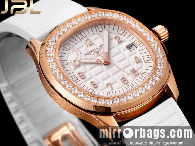 Patek Philippe 35.6mm 022317