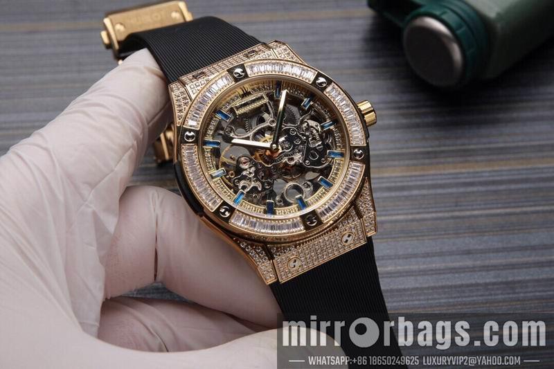 Hublot 45mm 031823