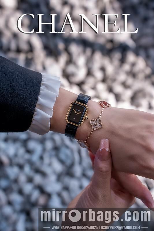 Chanel watch 022359