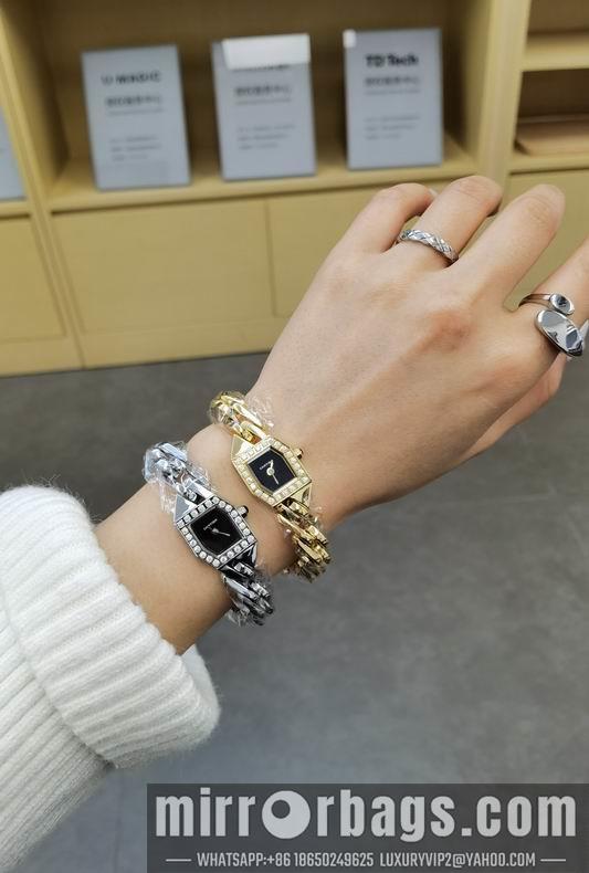 Cartier women 17.5X20.5mm M74