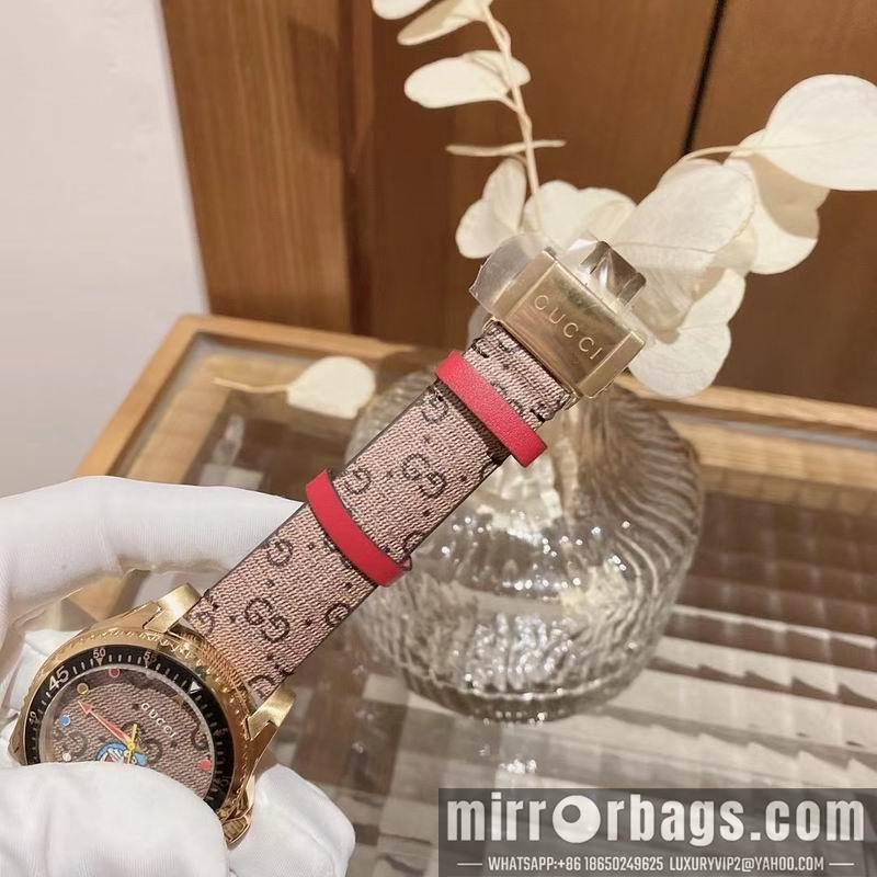 Gucci watch 041642