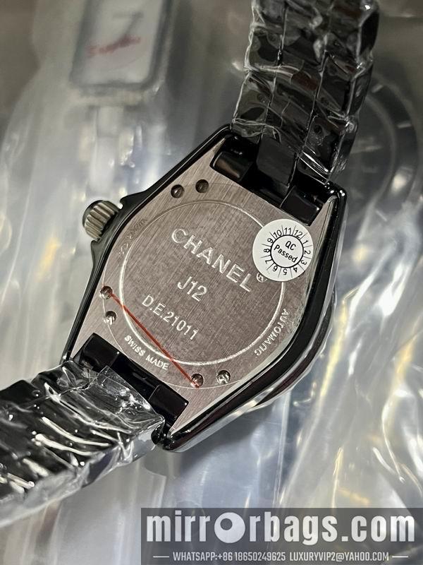 Chanel 33mm 042735