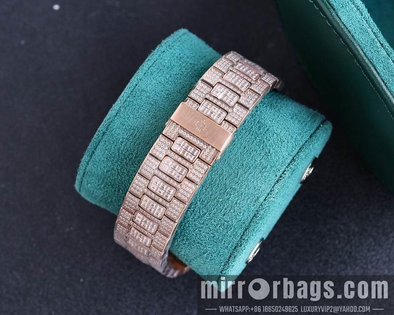 Patek Philippe watch 083122