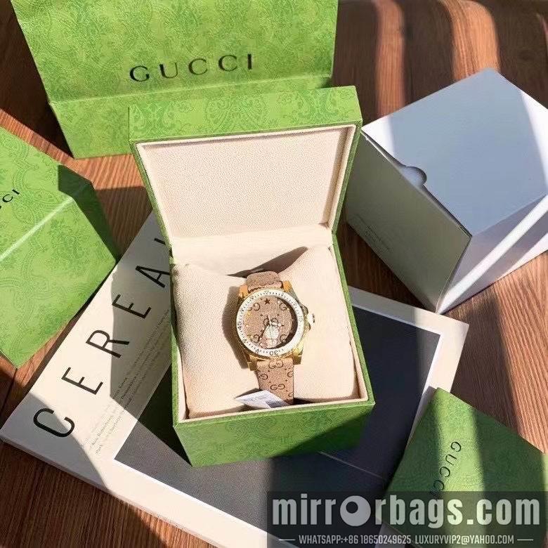 Gucci watch 041642