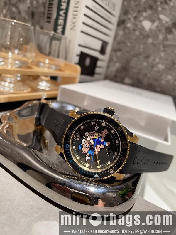 Gucci 40mm 060324