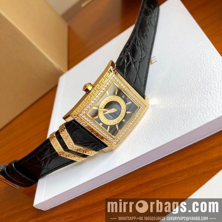 Versace women 30mm M10