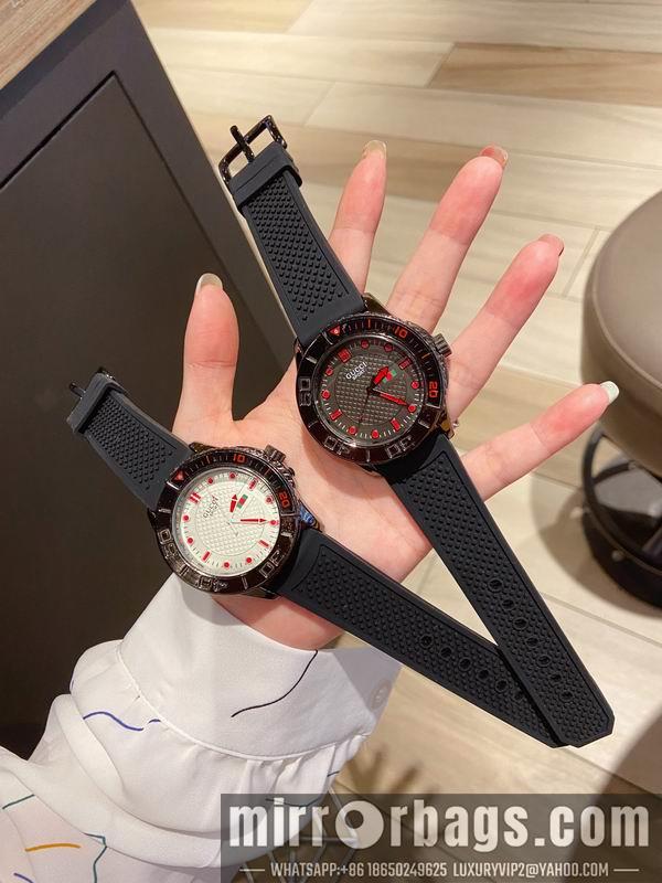 Gucci watch 041421