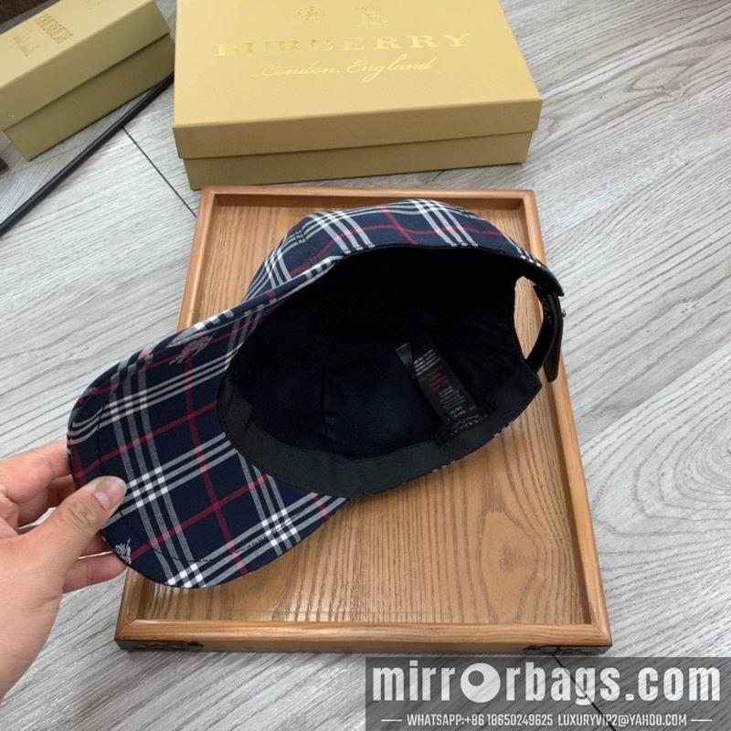 Burberry Hat34