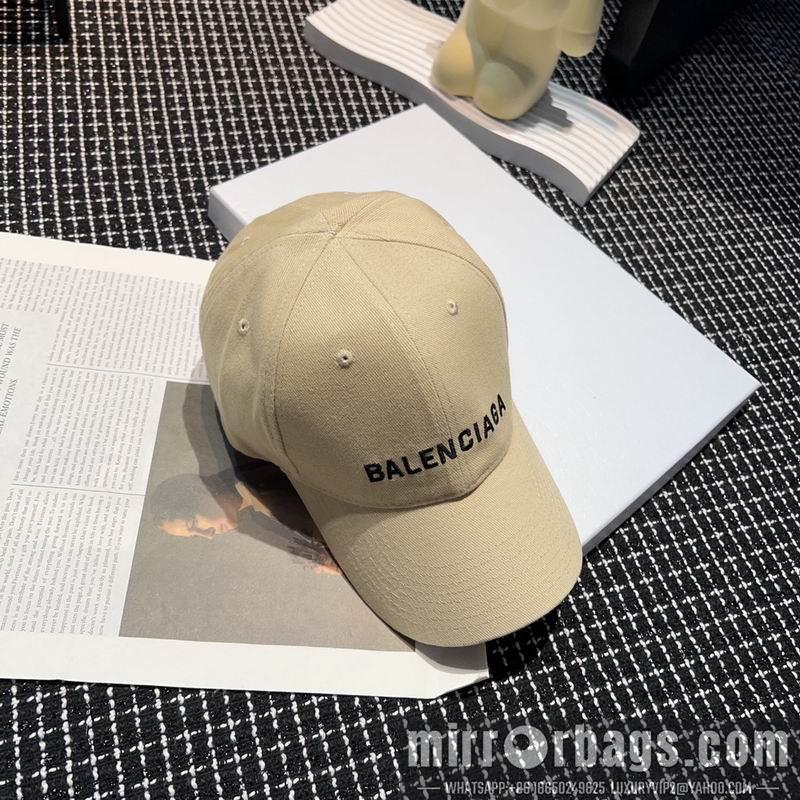 Balenciaga Hat dx11