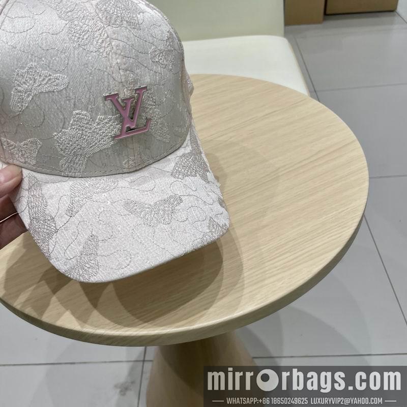 LV Hat 041402