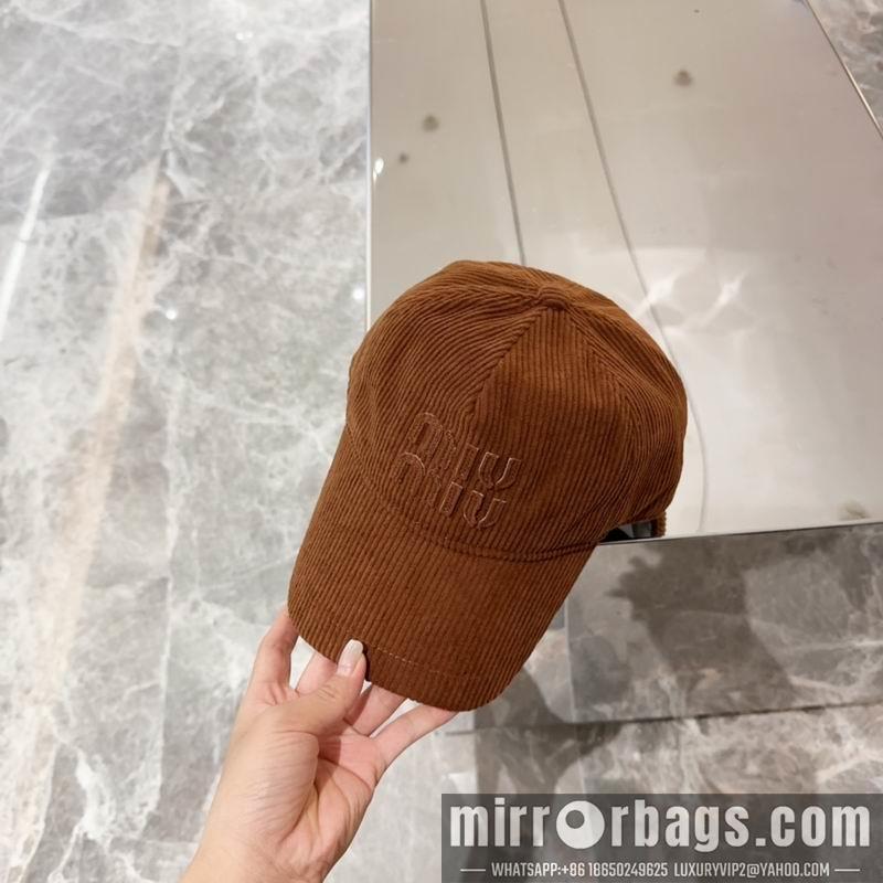 Miumiu Hat dx83