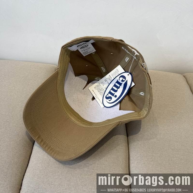 Emis Hat dx08