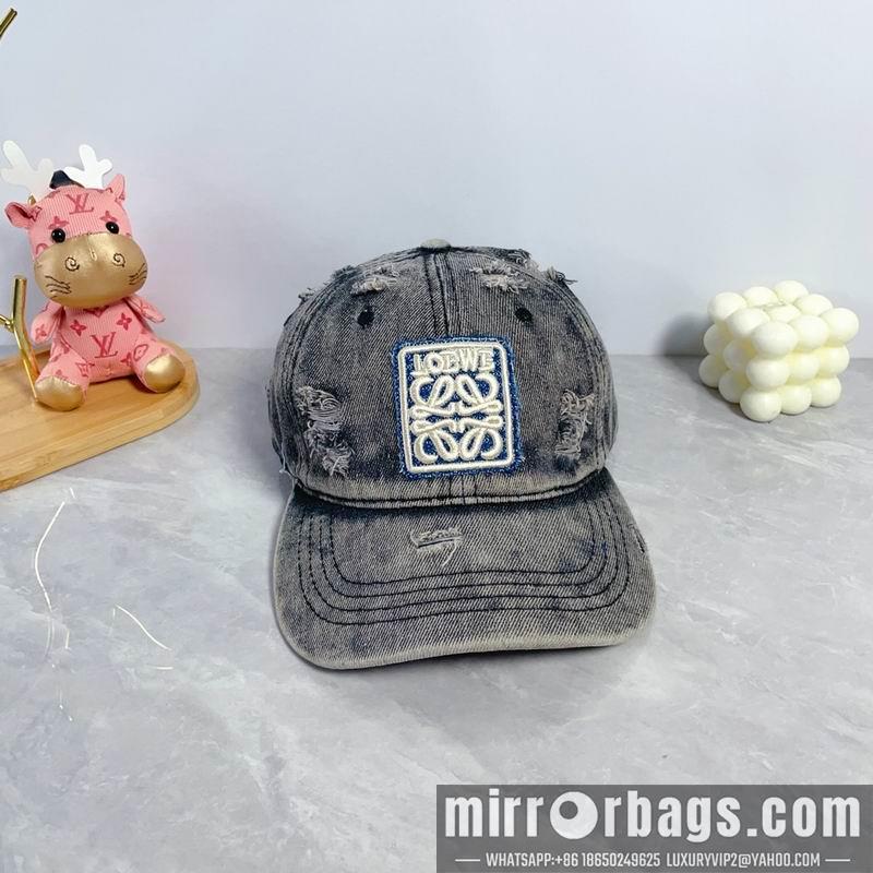 Loewe Hat dx12