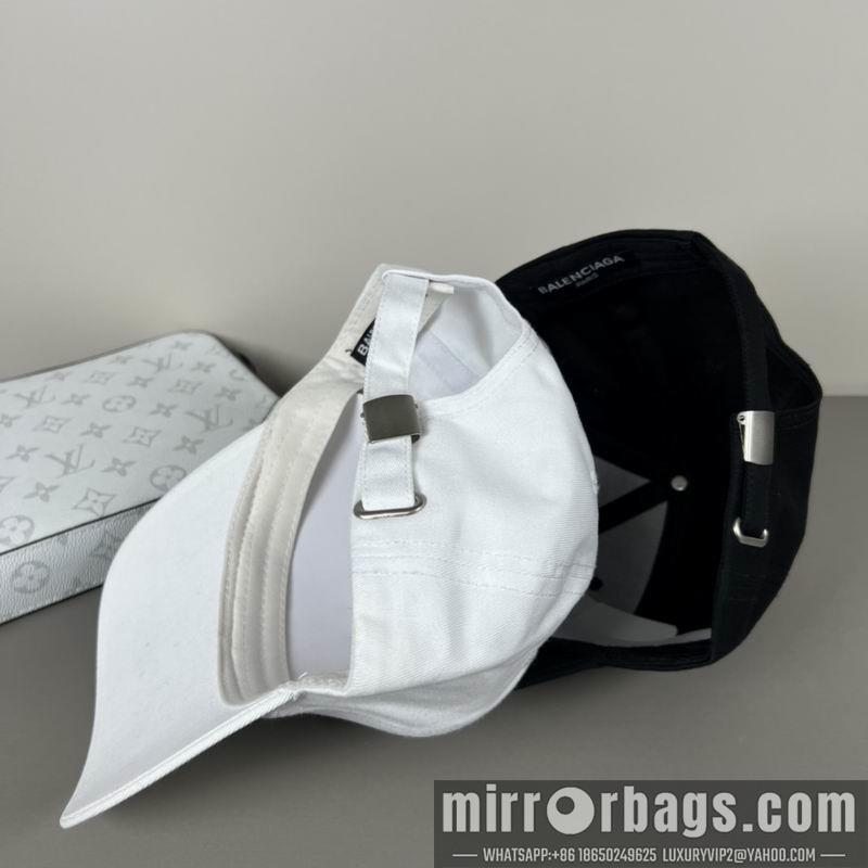 Balenciaga Hat dx32