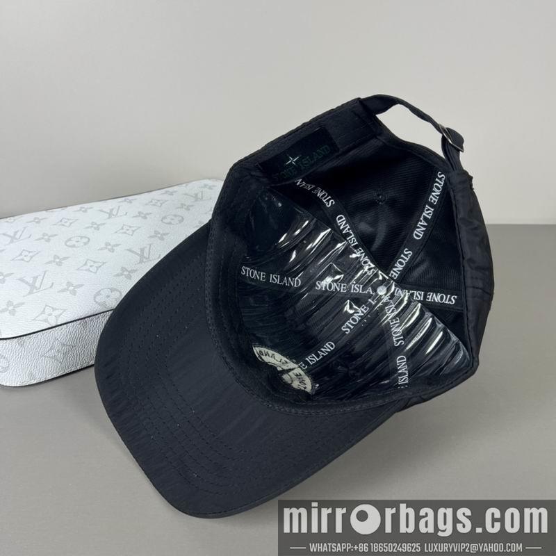 Stone Island Hat dx07