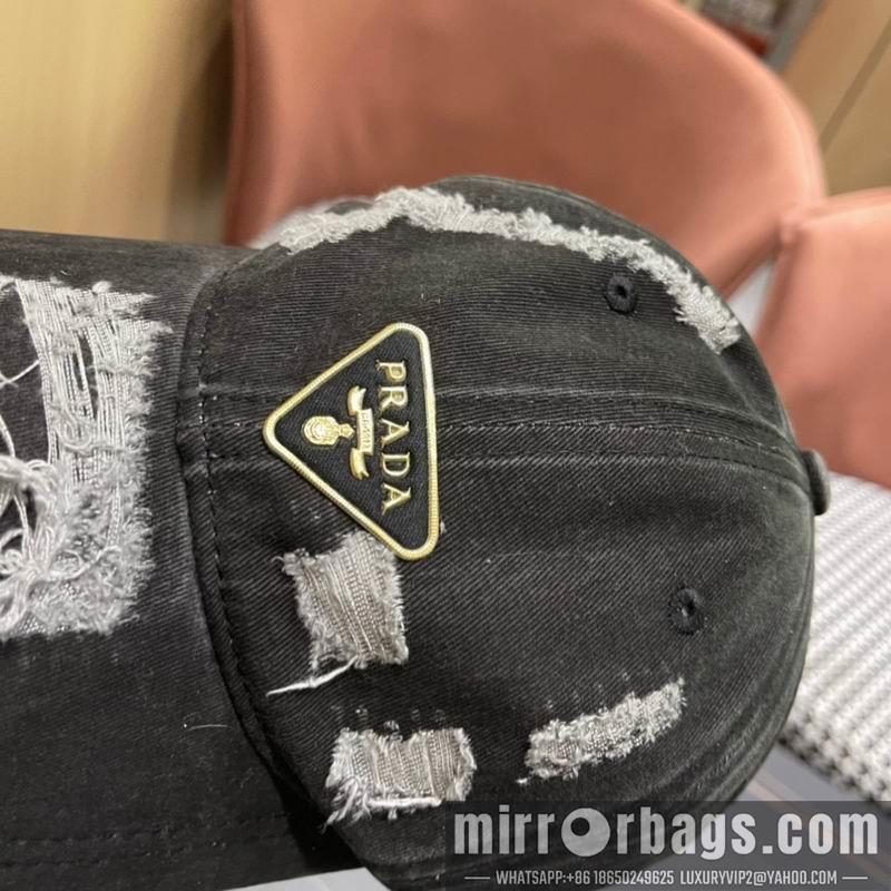 Prada Hat 021001
