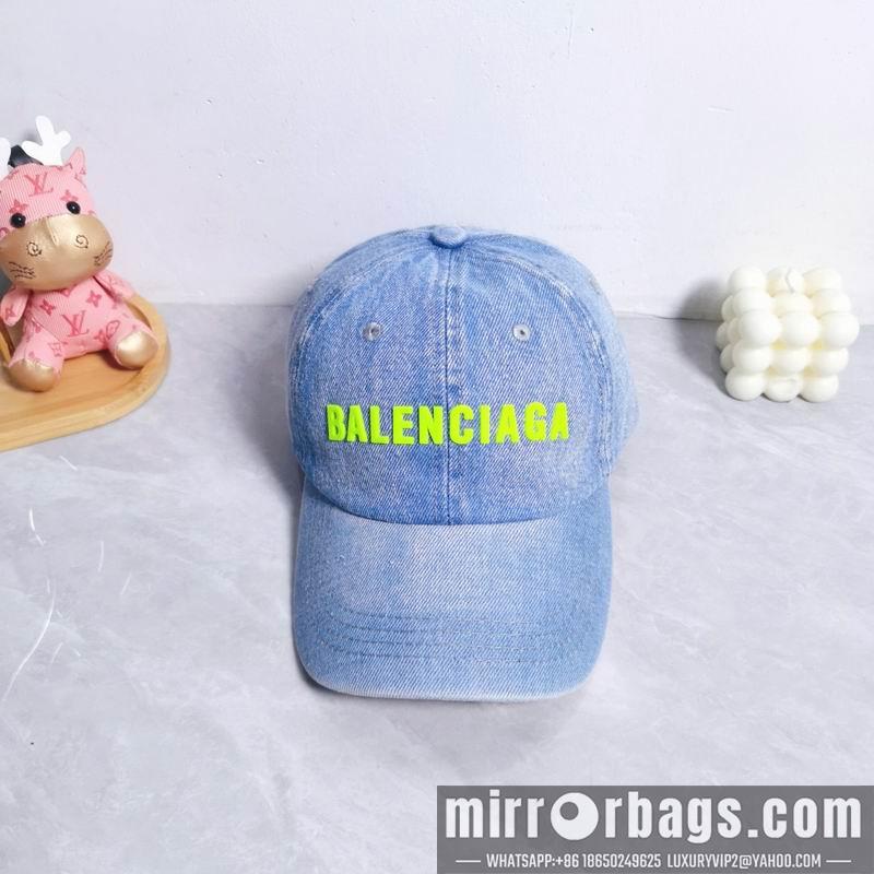 Balenciaga Hat dx33