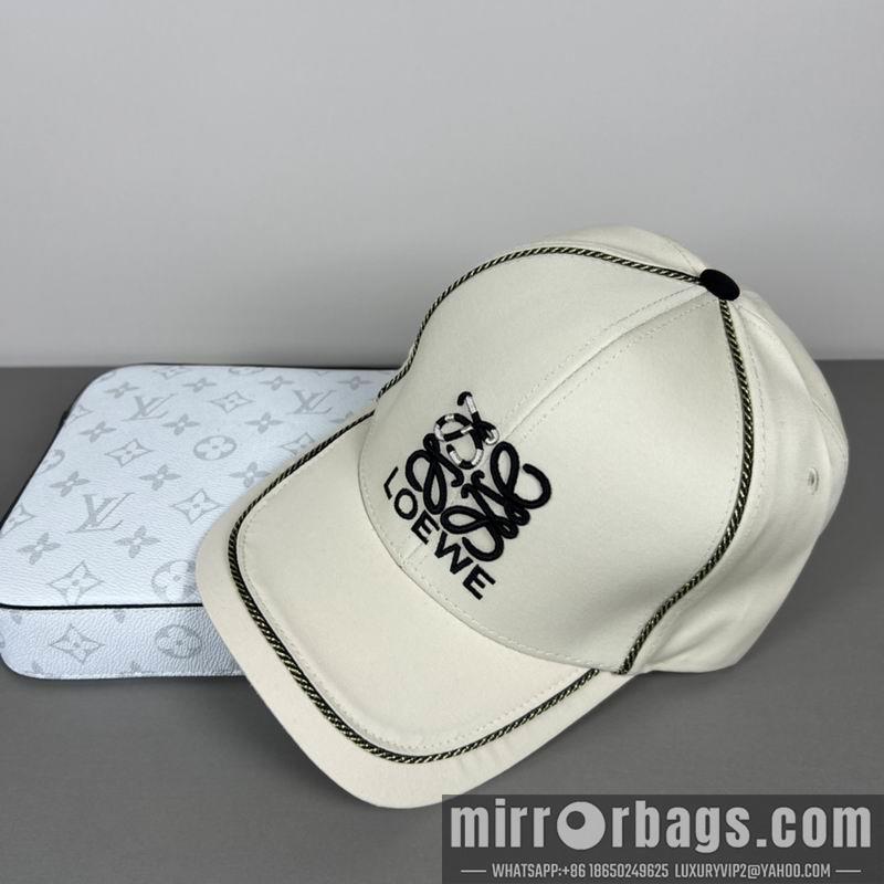 Loewe Hat dx47