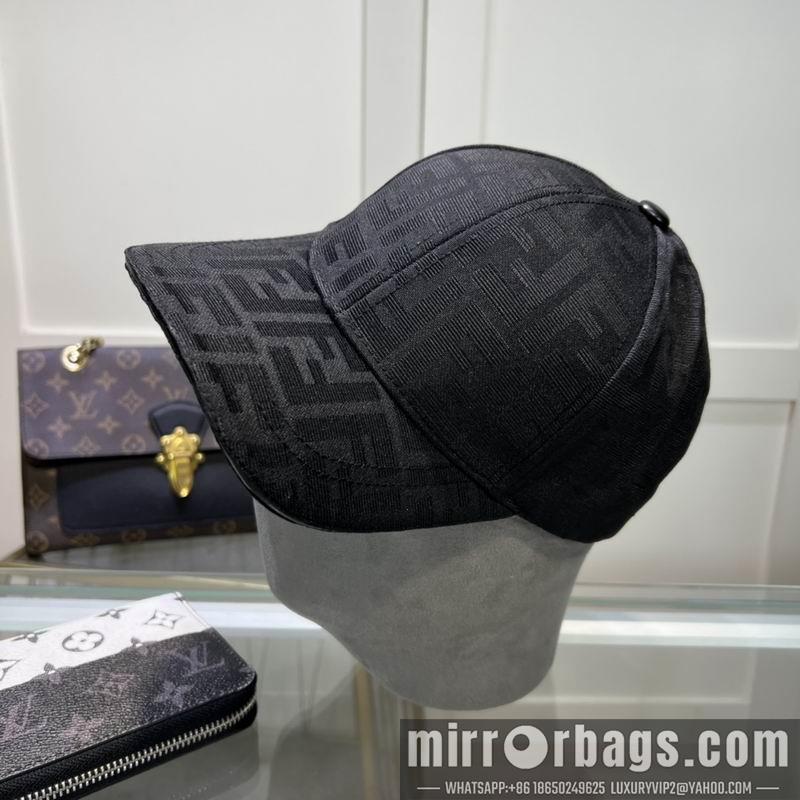 Fendi Hat dx32