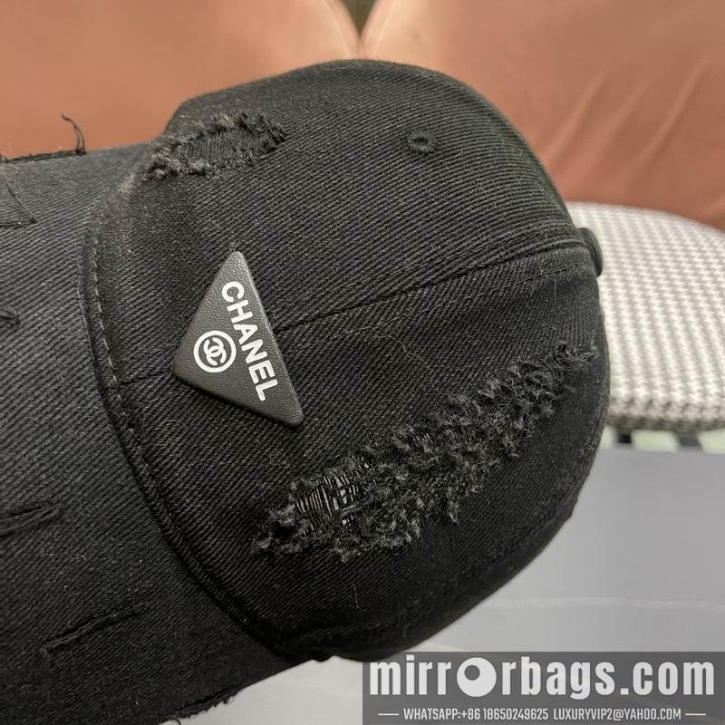 Prada Hat 041403