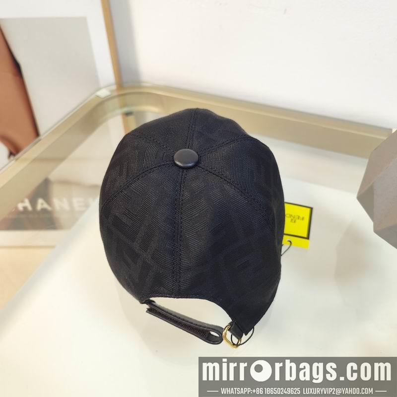 Fendi Hat dx70