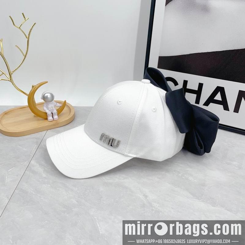 Miumiu Hat dx08