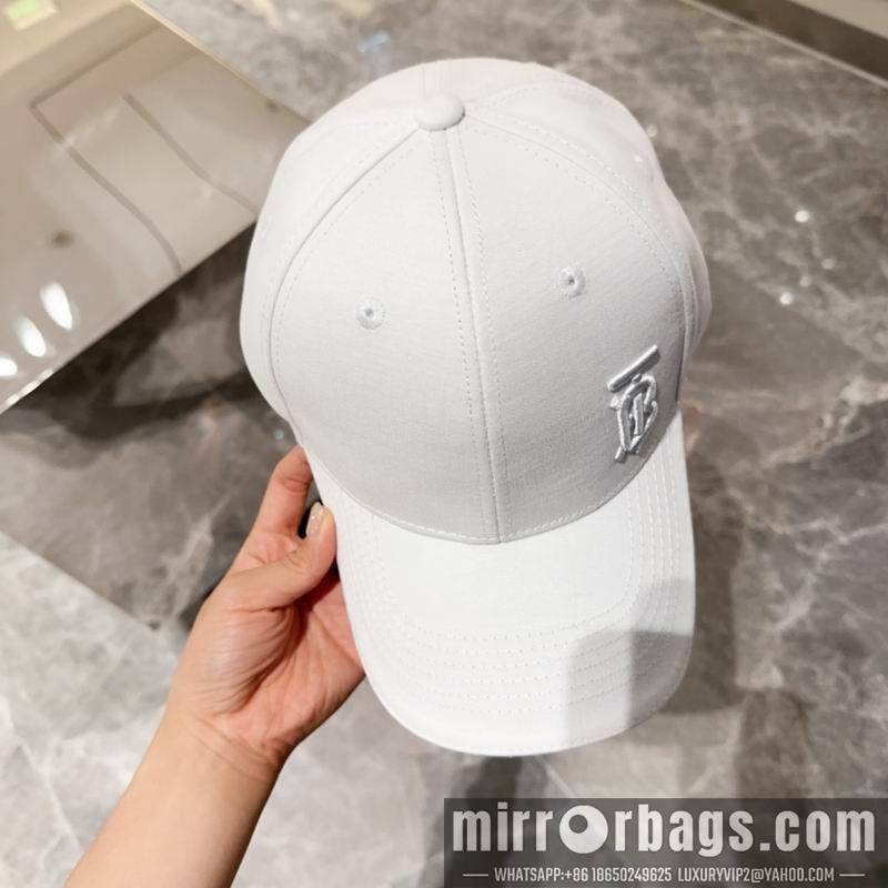 Burberry Hat dx11