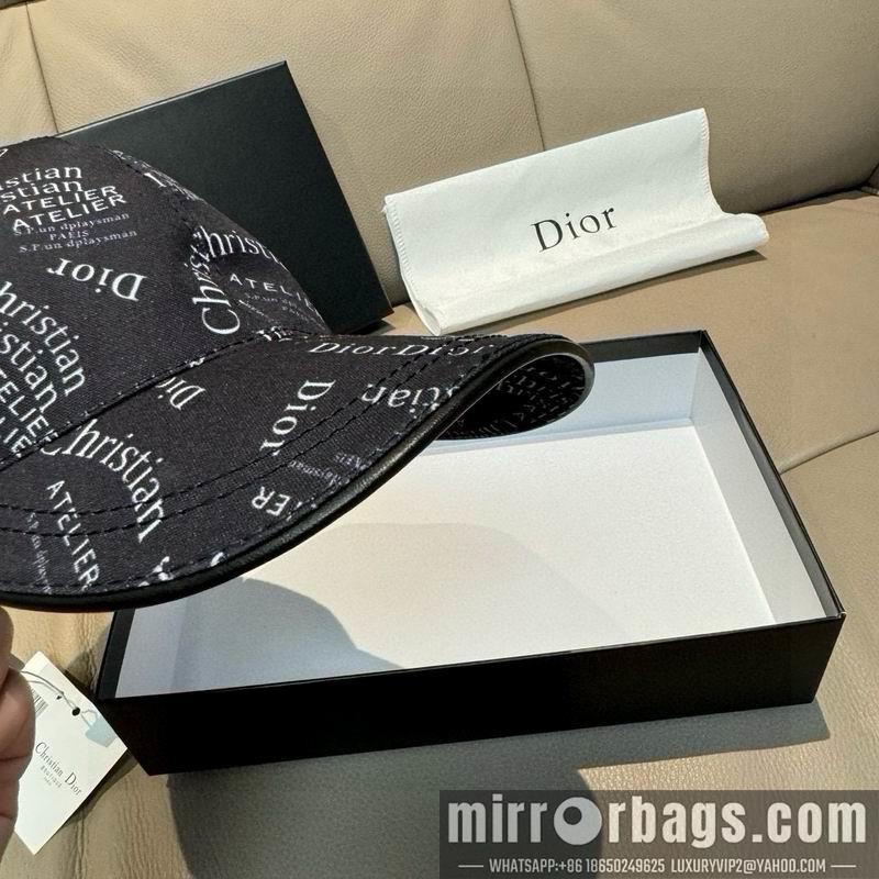 Dior Hat dx72