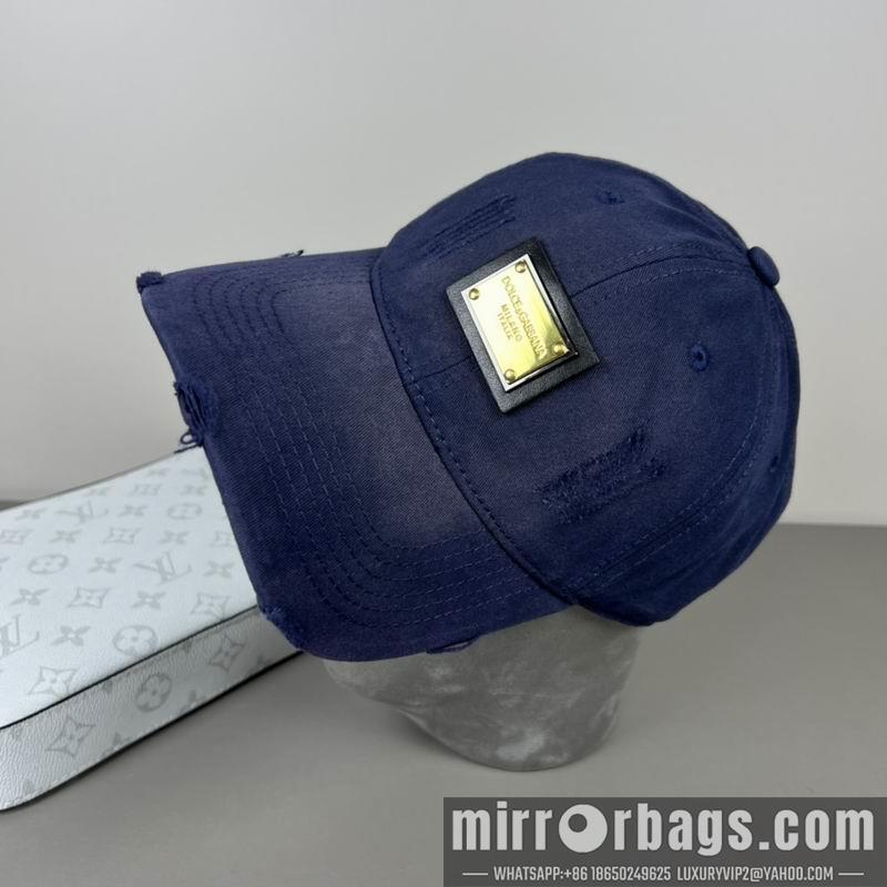 DG Hat dx21
