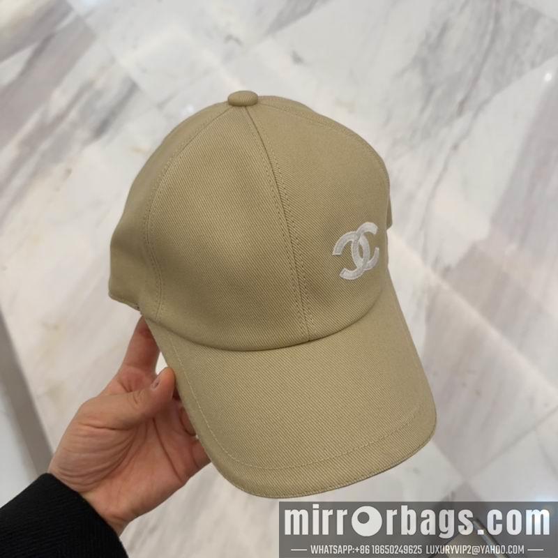 Chanel Hat dx40