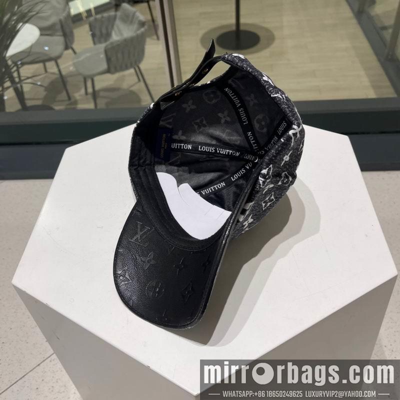 LV Hat 072202