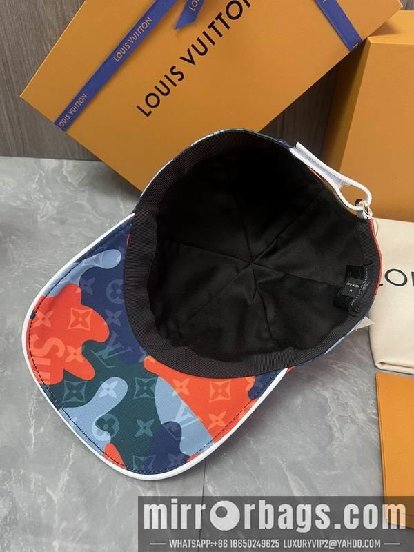LV Hat dx15