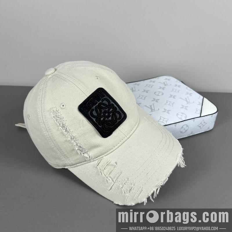 Loewe Hat dx42