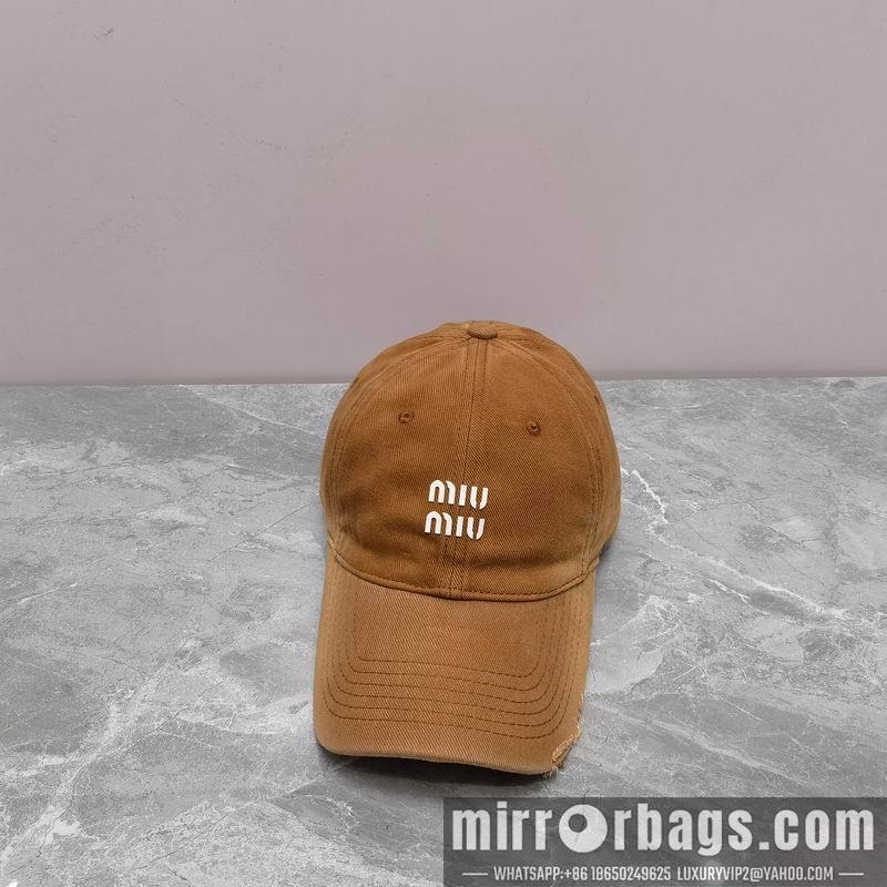 Miumiu Hat dx07