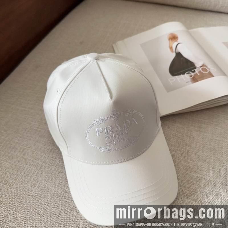 Prada Hat dx15