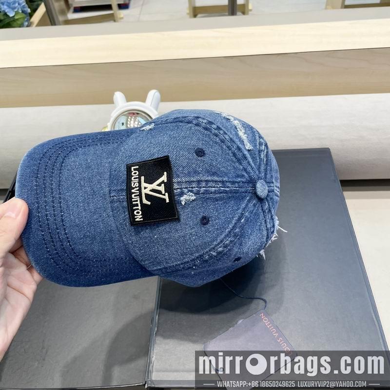 LV Hat 081402