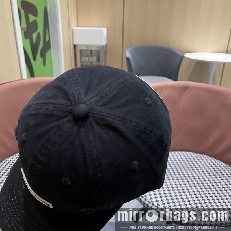 LV Hat 020801