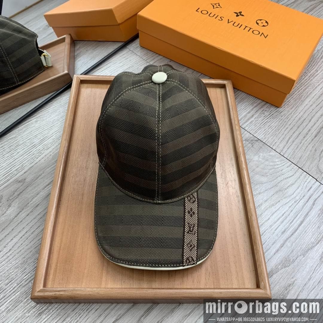 LV Hat dx150