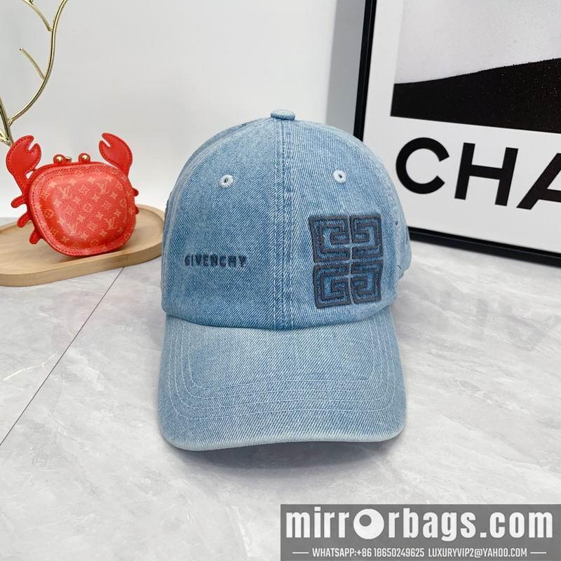 Givenchy Hat dx08