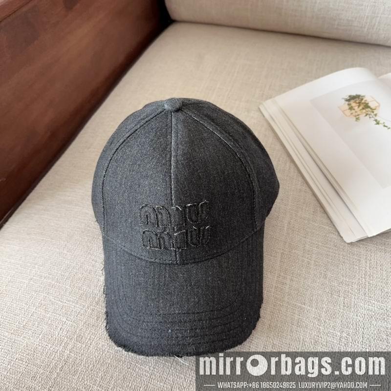 Miumiu Hat dx13