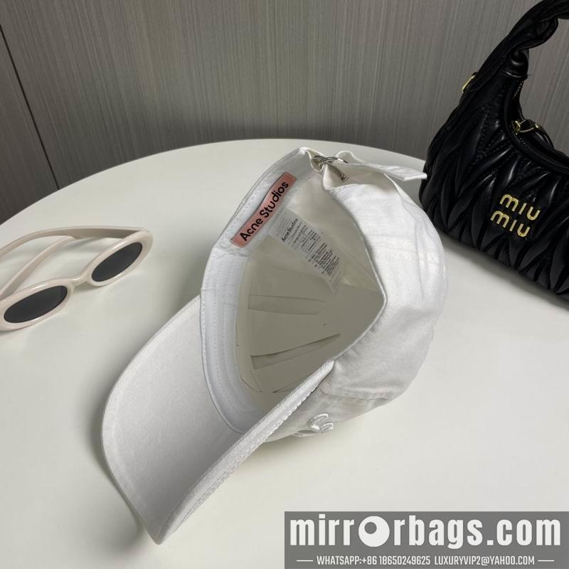 Acne Hat 121401