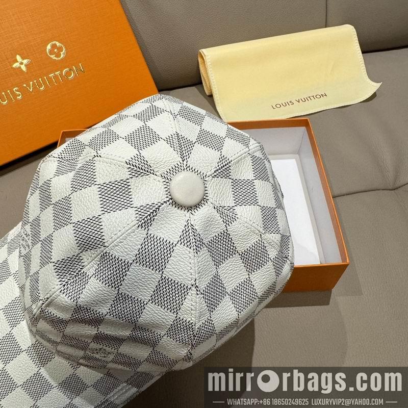 LV Hat 091403