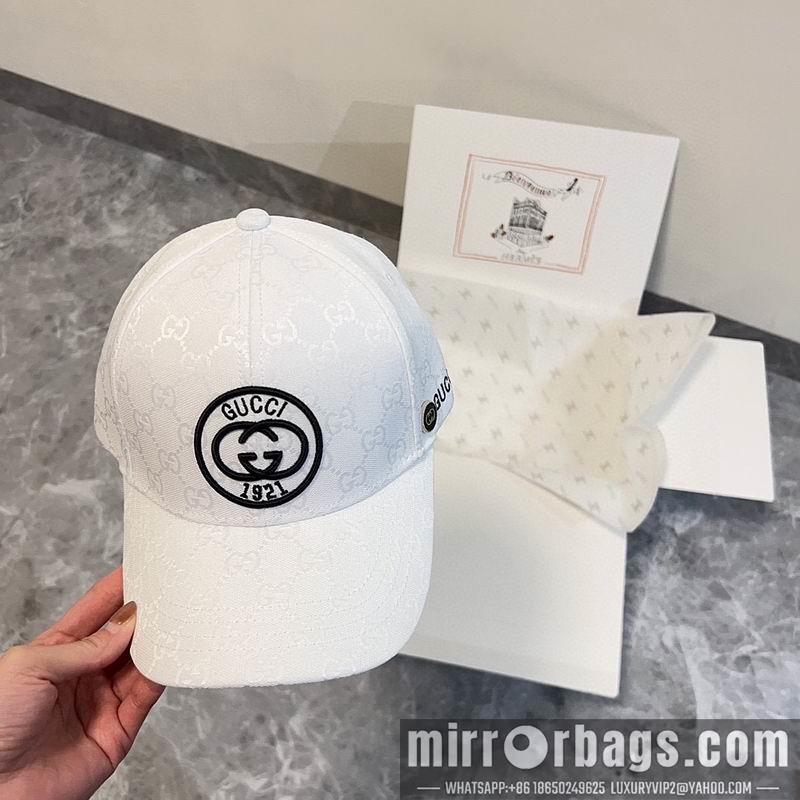 Gucci Hat 042703