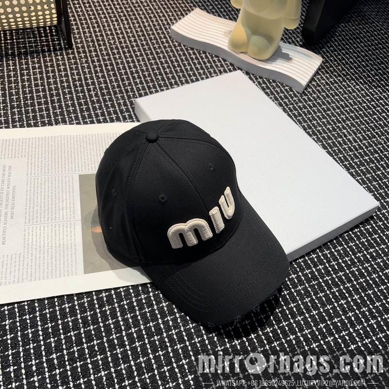 Miumiu Hat dx10