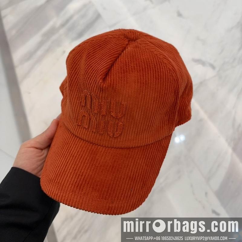 Miumiu Hat dx37