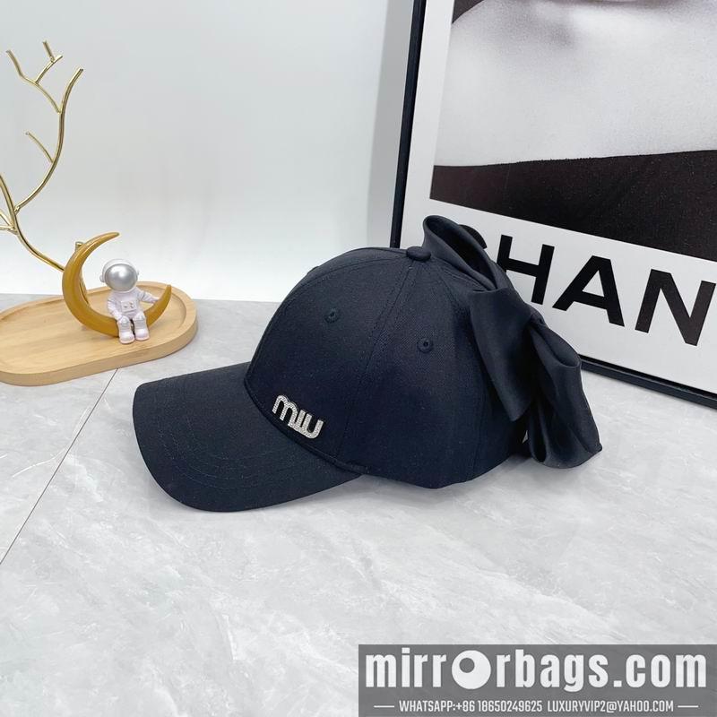 Miumiu Hat dx08