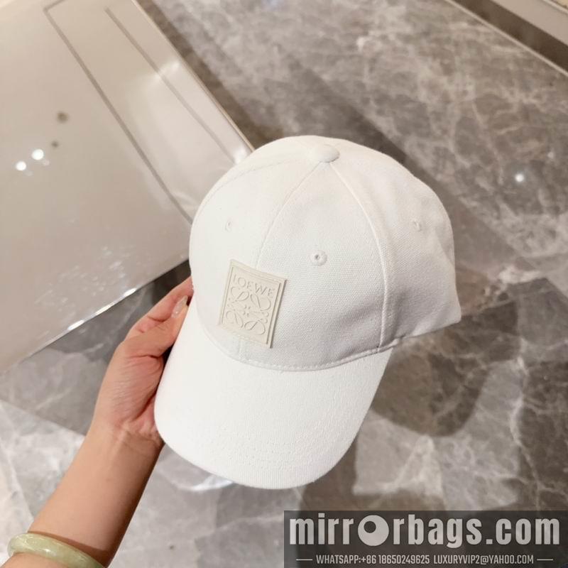 Loewe Hat dx19
