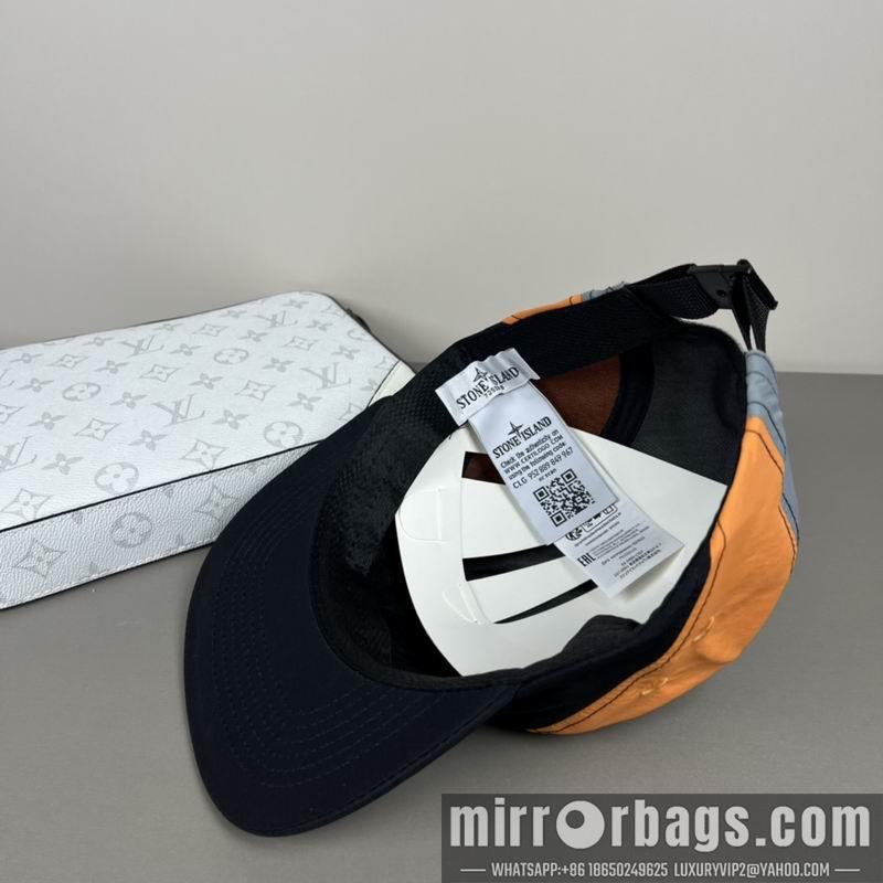 Stone Island Hat dx04
